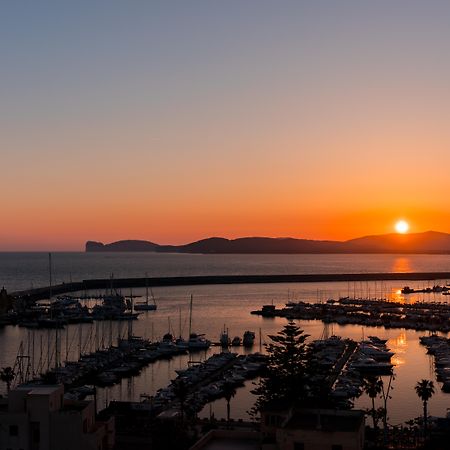 ホテル カタルーニャ アルゲーロ エクステリア 写真